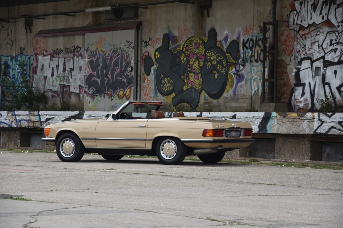 Mercedes-Benz SL 450 Seitenansicht links hinten