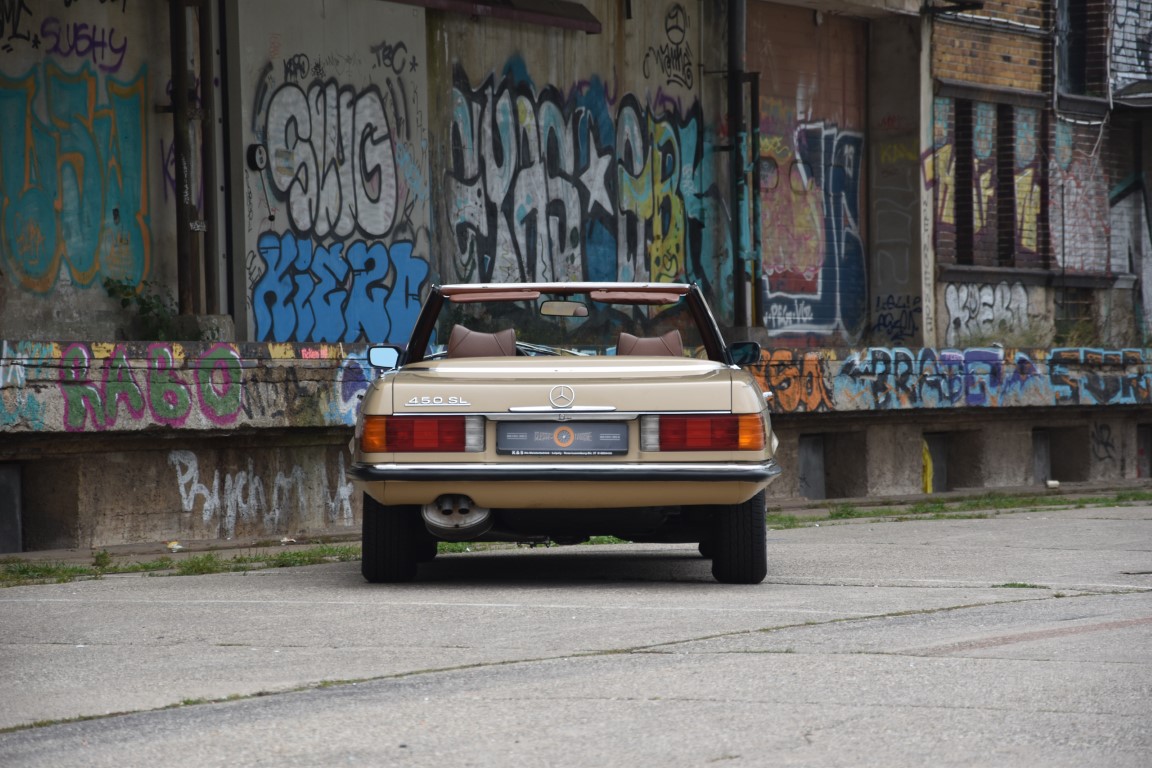 Mercedes-Benz SL 450 Heckansicht offen