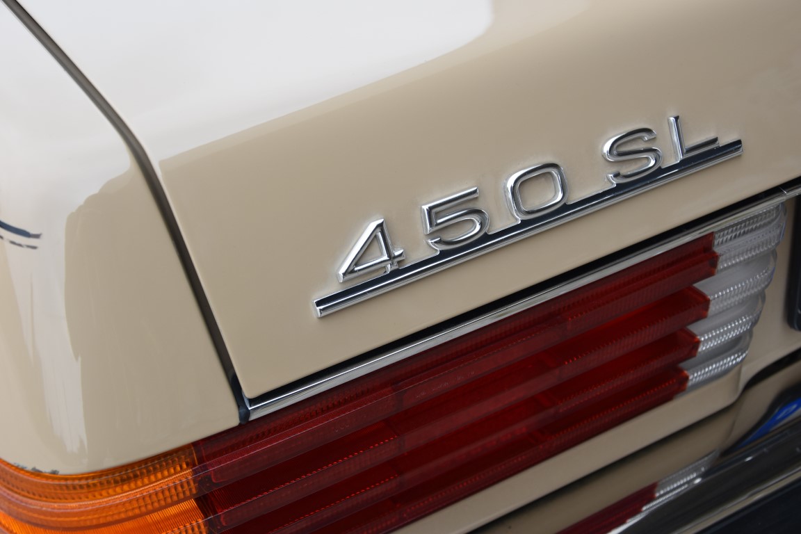 Mercedes-Benz SL 450 Schriftzug Heckklape