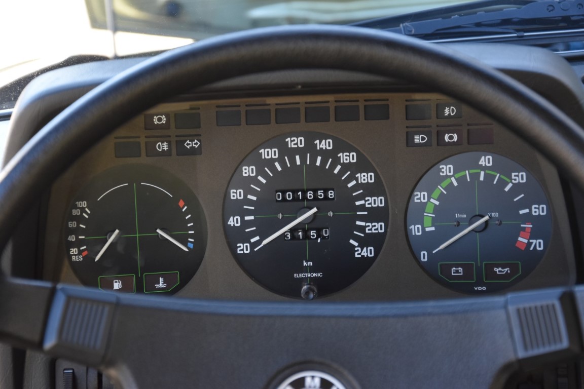 BMW 728i Lenkrad
