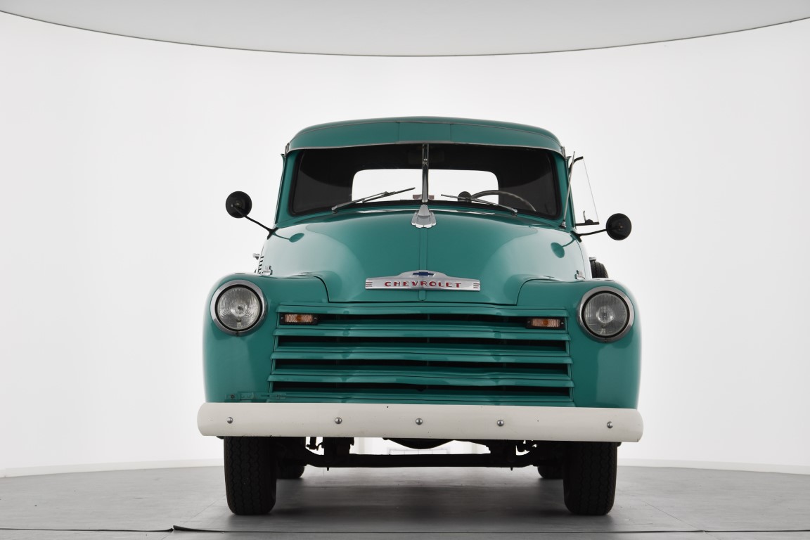Chevrolet 3100 Front