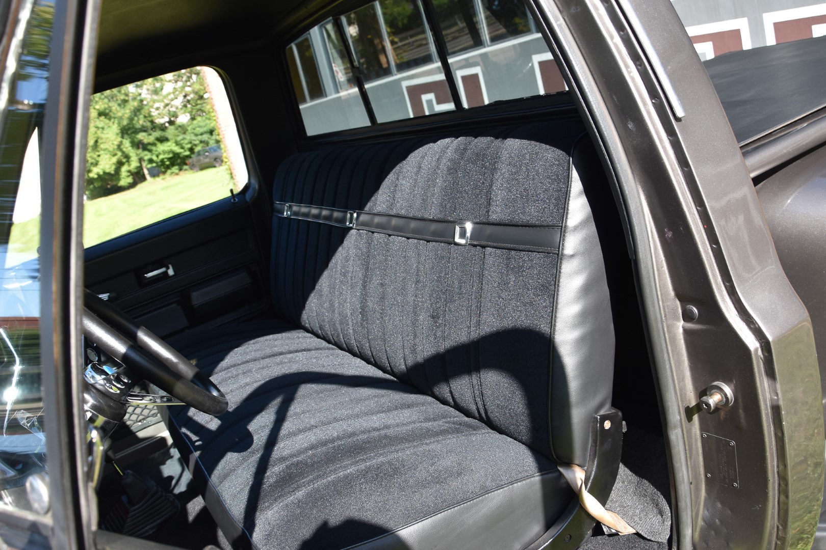 Chevrolet K10 Stepside Pickup Sitz