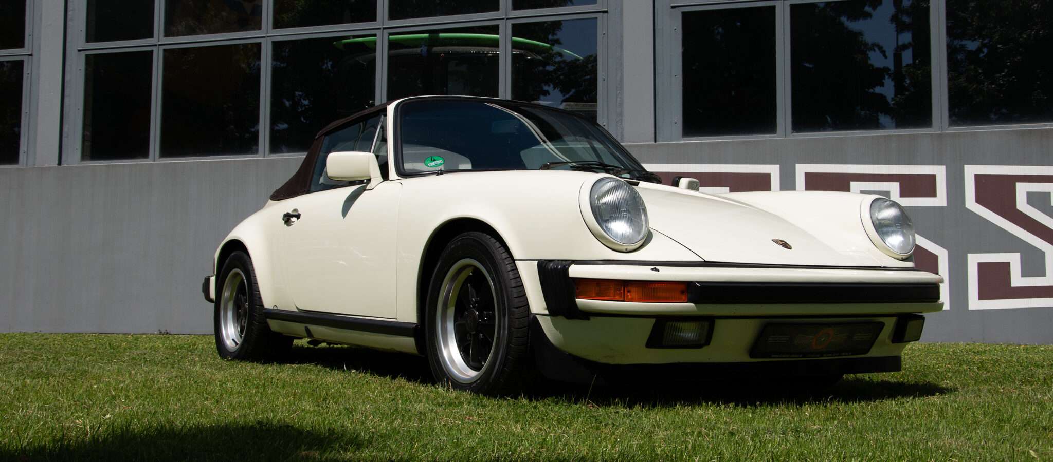 1984 Porsche Carrera 3.2 Cabrio